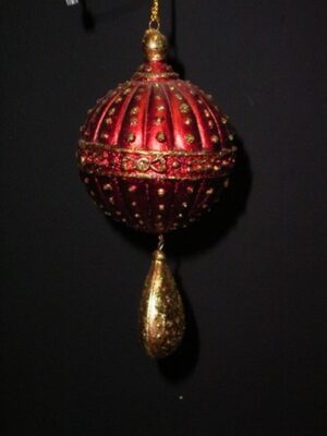 Tassel Ball Red - medium